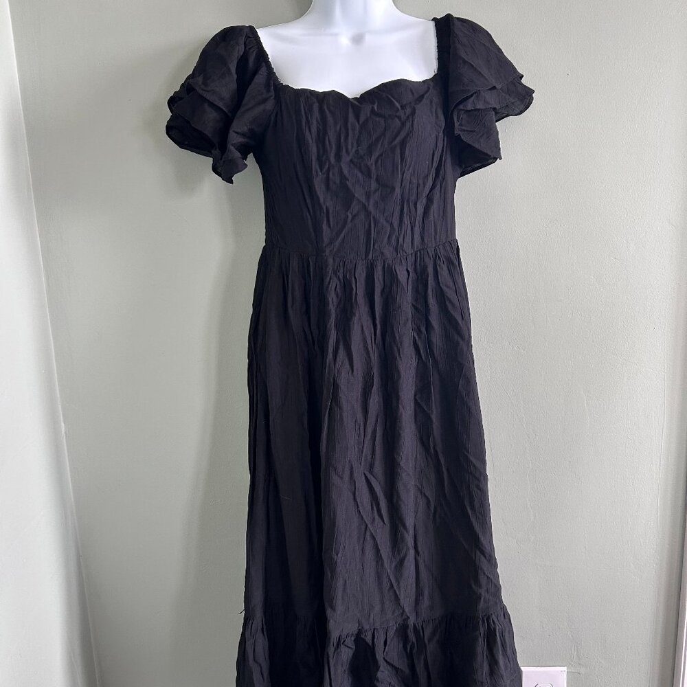 Listicle Black Maxi Dress